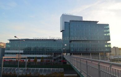 Irodák, adminisztratív helyiségek az bérlés a Bratislava-Petržalka