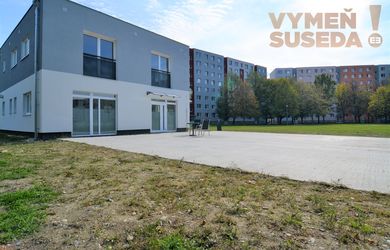 Multifunkcionális épület az eladás a Bratislava-Podunajské Biskupice