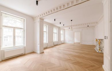 4 szobás lakás az bérlés a Bratislava-Staré Mesto