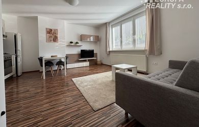 2 szobás lakás az bérlés a Bratislava-Staré Mesto