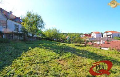 Telek családi háznak az eladás a Bratislava-Dúbravka