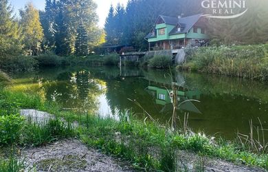 Rekreačná chata s vlastným jazerom – okres Rimavská Sobota