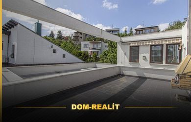 4 szobás lakás az bérlés a Bratislava-Staré Mesto