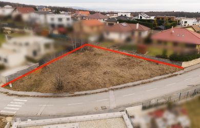 Telek családi háznak az eladás a Košice-Lorinčík