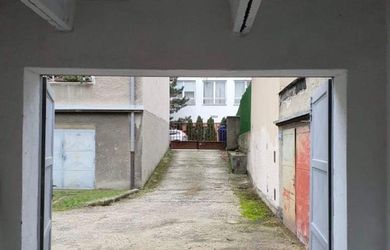 Na predaj garáž s výmerou 20 m², BA II TOP